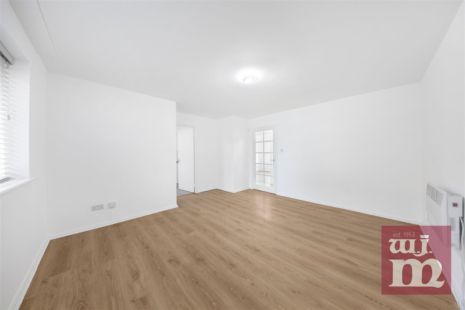 Draycott Close, Whistperwood